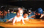 B�b�s nageurs, piscine de Corenc